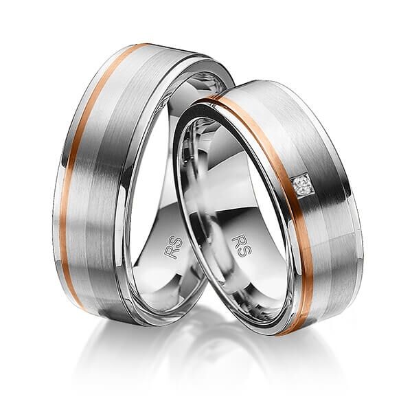 TR0491 model grijs met wit en rood mat glans 7 mm Trouwringen set kopen bestaande uit een vrouw en mannen ring met of zonder diamanten steen