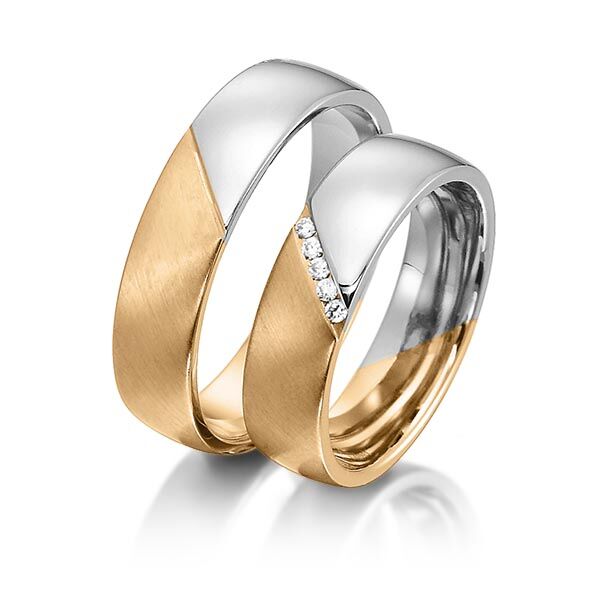 TR0577 model in rosé en wit glans mat 5,5 mm Trouwringen set kopen bestaande uit een vrouw en mannen ring met of zonder diamanten steen
