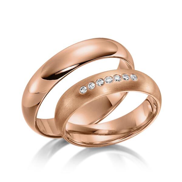 TR0506 model in rood fijn mat 5 mm Trouwringen roodgoud set kopen bestaande uit een vrouw en mannen ring met of zonder diamanten steen