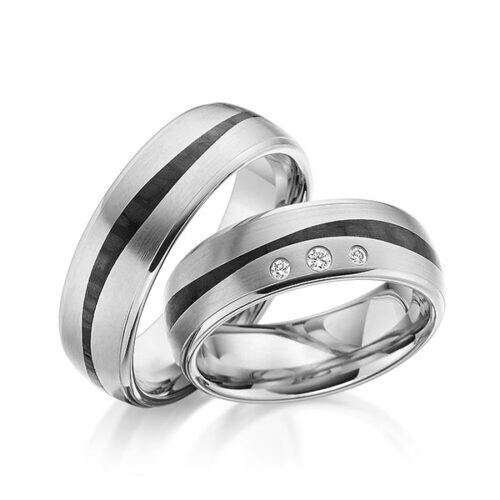 TR0523 model in mat grijs zwart 7 mm carbon Trouwringen set kopen bestaande uit een vrouw en mannen ring met of zonder diamanten steen